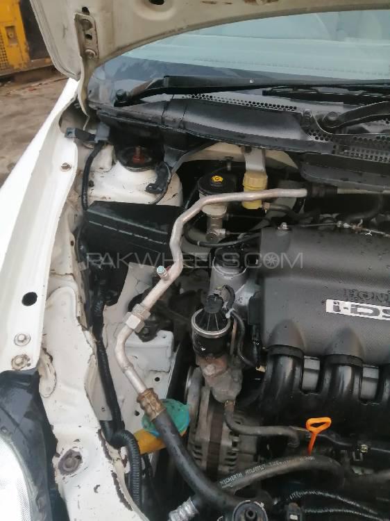 Honda City 2006 for Sale in Phool nagar Honda City 2006 for Sale in Phool nagar Image-9