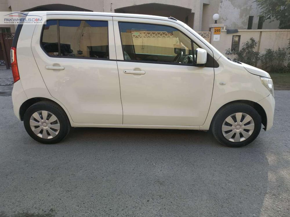 سوزوکی ویگن آر 2015 for Sale in لاہور سوزوکی ویگن آر 2015 for Sale in لاہور Image-4