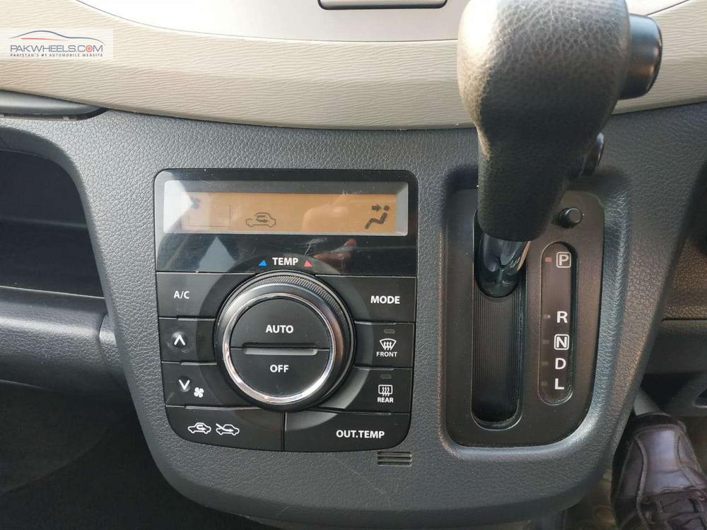 سوزوکی ویگن آر 2015 for Sale in لاہور سوزوکی ویگن آر 2015 for Sale in لاہور Image-21