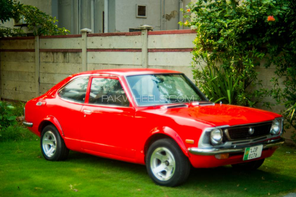 Toyota Corolla - 1971  Toyota Corolla - 1971  Image-4