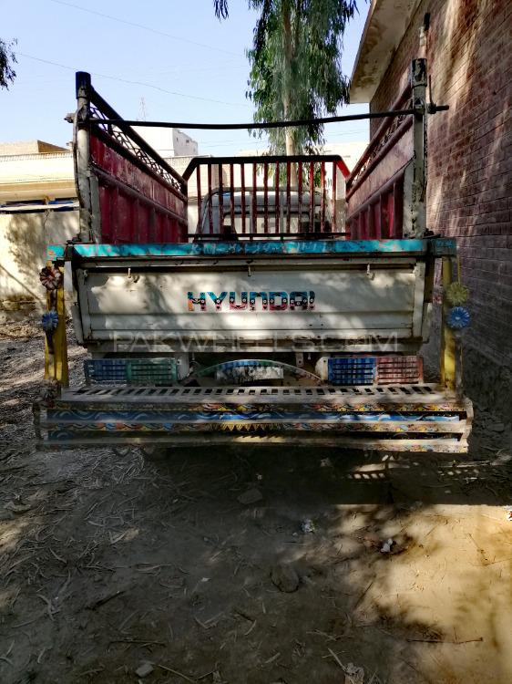 Hyundai Shehzore 2004 for Sale in Moro Hyundai Shehzore 2004 for Sale in Moro Image-5