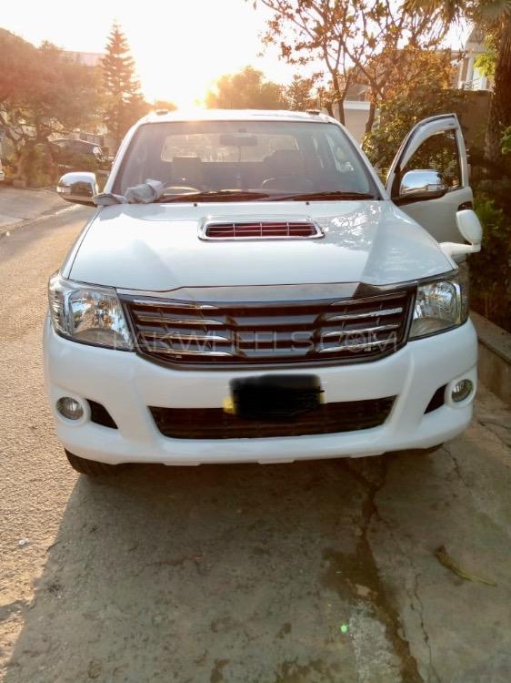 Toyota Hilux 2012 for Sale in Islamabad Toyota Hilux 2012 for Sale in Islamabad Image-3