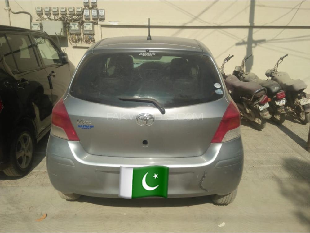 ٹویوٹا وِٹز 2010 for Sale in کراچی Image-1