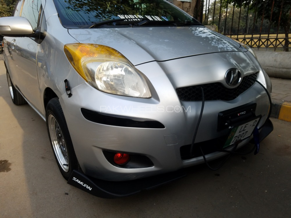 Toyota Vitz - 2008  Toyota Vitz - 2008  Image-10