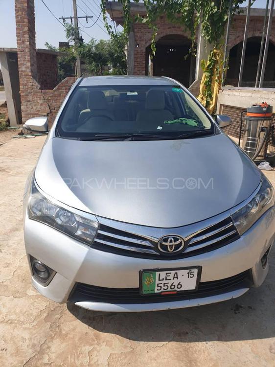 Toyota Corolla 2015 for Sale in Lahore Image-1
