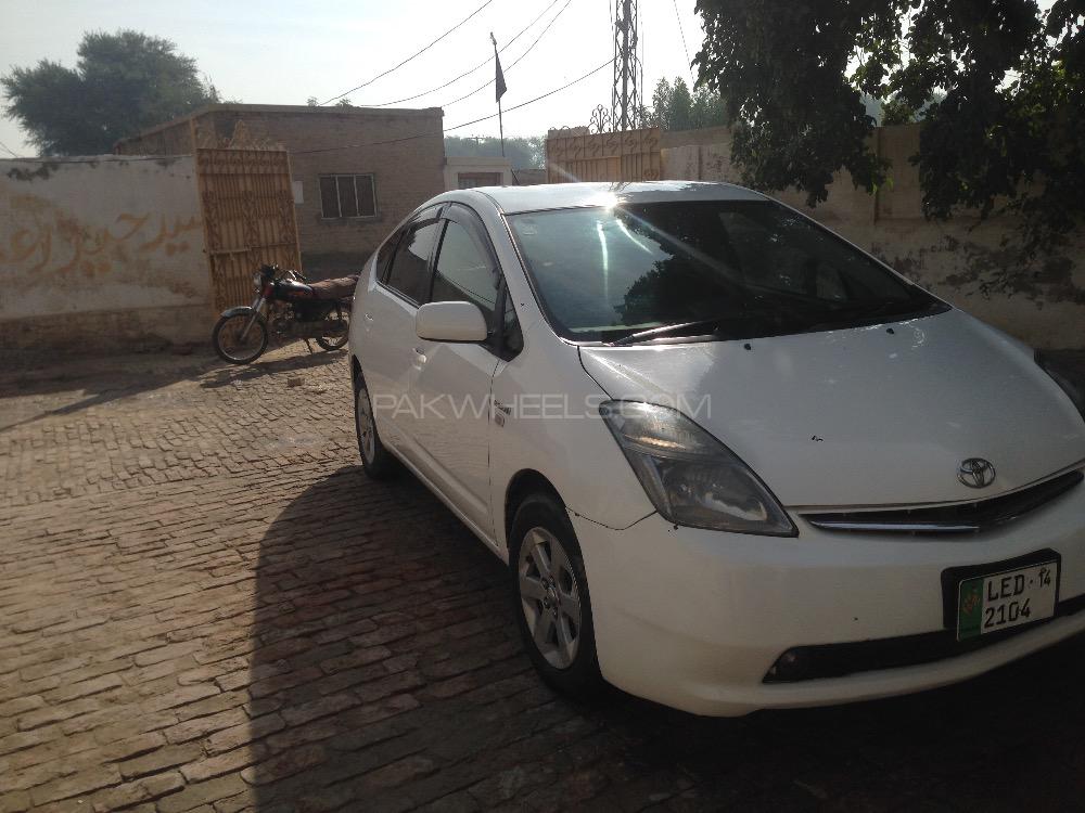 ٹویوٹا پریوس 2007 for Sale in بہاولپور ٹویوٹا پریوس 2007 for Sale in بہاولپور Image-2