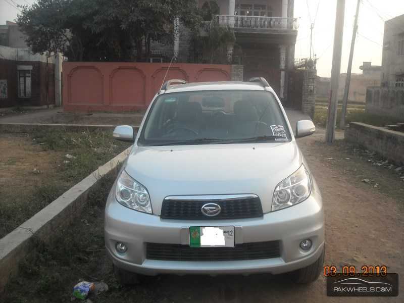 Daihatsu Terios 2012 for Sale in Sialkot Image-1