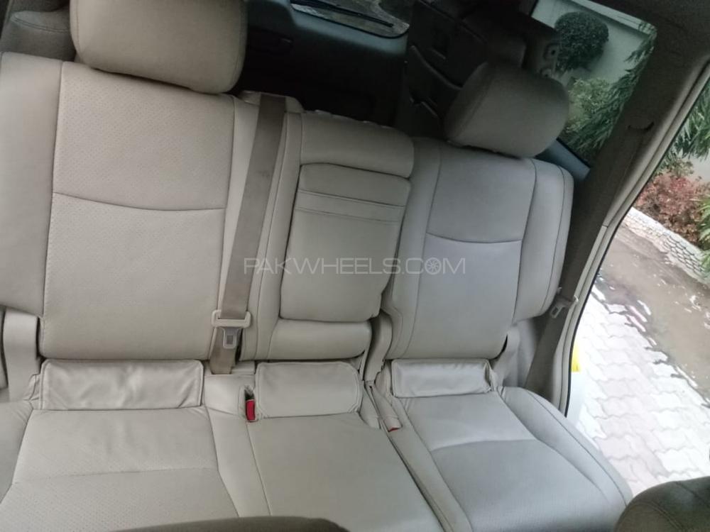 Toyota Prado 2005 for Sale in Sialkot Toyota Prado 2005 for Sale in Sialkot Image-5