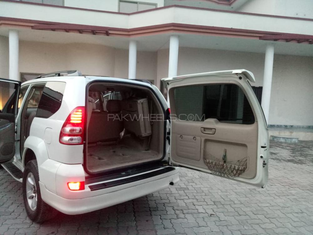 Toyota Prado 2005 for Sale in Sialkot Toyota Prado 2005 for Sale in Sialkot Image-9
