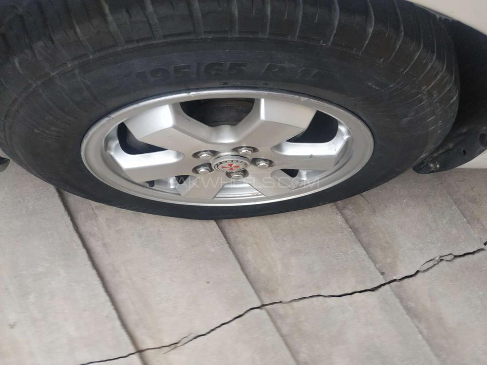 Toyota Prius 2007 for Sale in Peshawar Toyota Prius 2007 for Sale in Peshawar Image-6