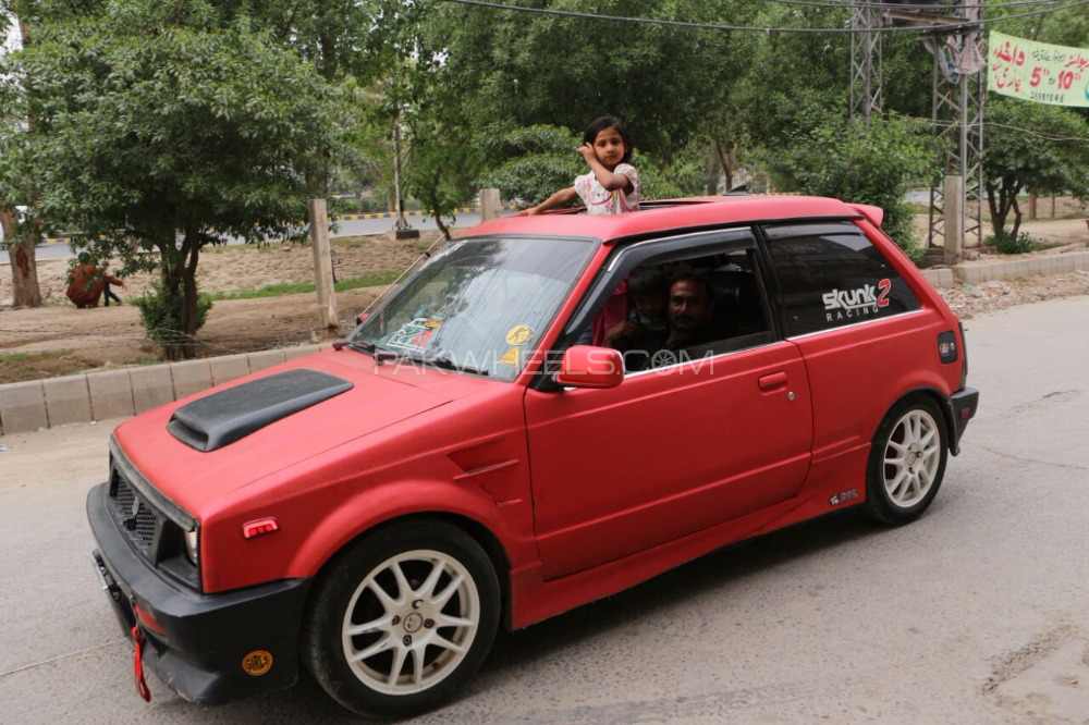 Daihatsu Charade - 1990  Daihatsu Charade - 1990  Image-5