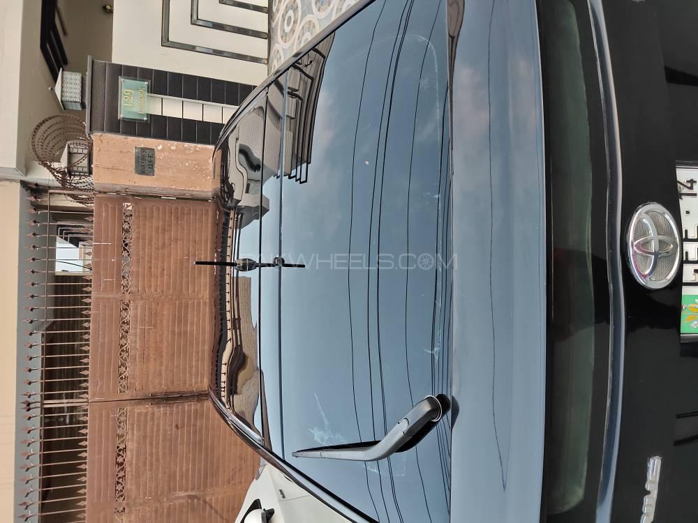 Toyota Prius 2010 for Sale in Lahore Toyota Prius 2010 for Sale in Lahore Image-8