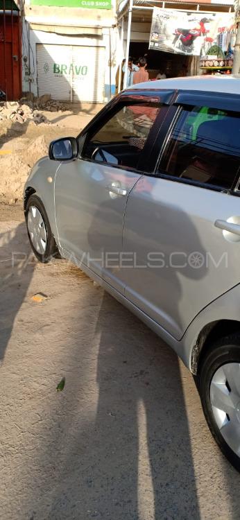Suzuki Swift 2011 for Sale in Multan Image-1
