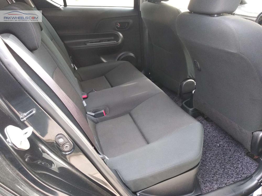 Toyota Aqua 2016 for Sale in Lahore Toyota Aqua 2016 for Sale in Lahore Image-10