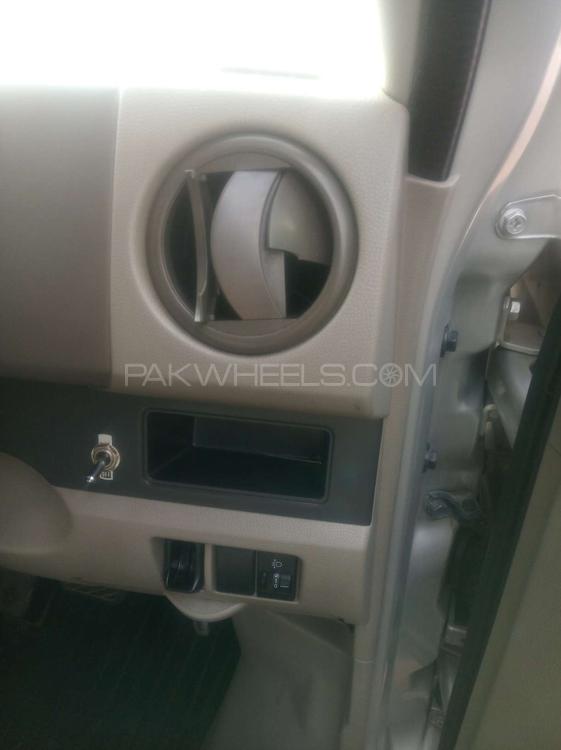 نسان کلپر 2014 for Sale in گجرانوالہ نسان کلپر 2014 for Sale in گجرانوالہ Image-11