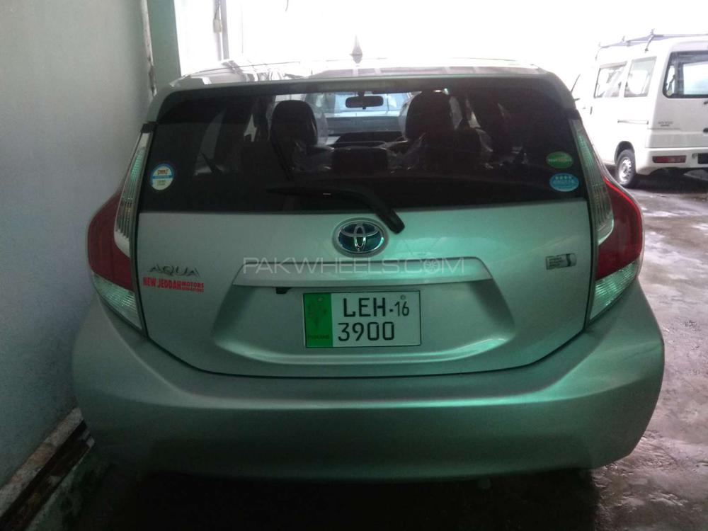 Toyota Aqua 2016 for Sale in Lahore Toyota Aqua 2016 for Sale in Lahore Image-11