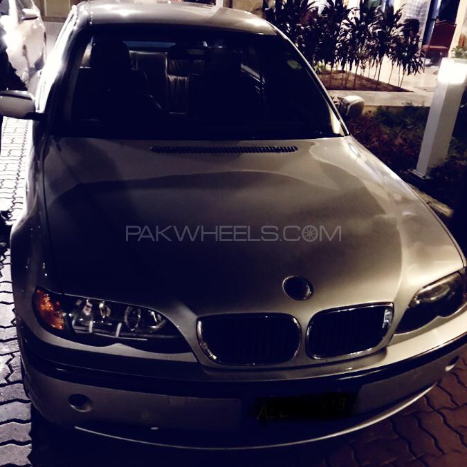 BMW 3 Series 2002 for Sale in Lahore BMW 3 Series 2002 for Sale in Lahore Image-5