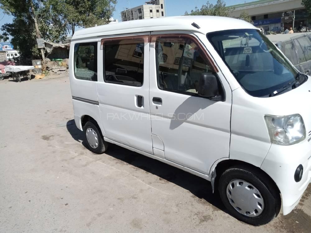 Daihatsu Hijet 2011 for Sale in Karachi Image-1