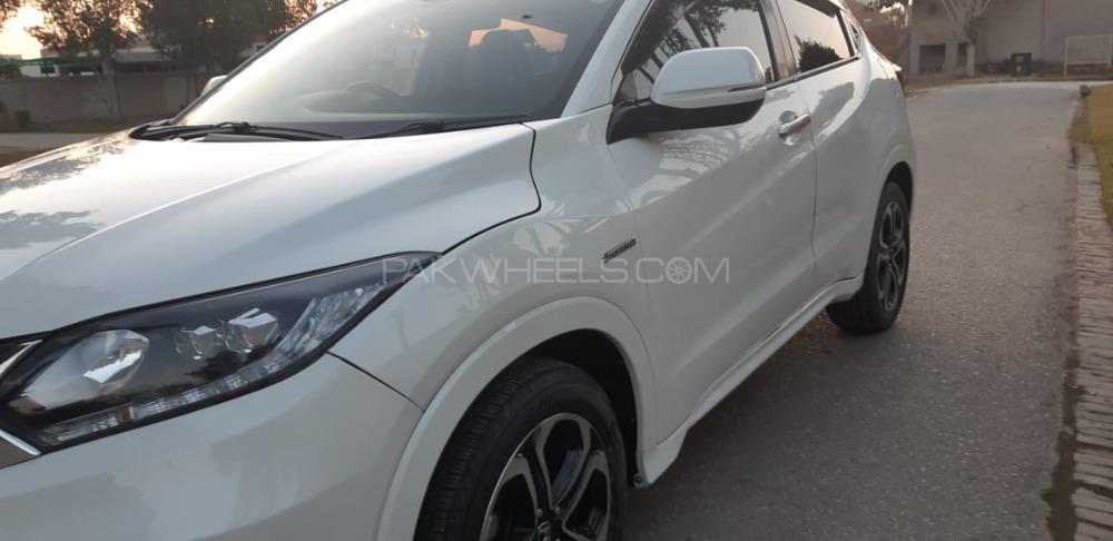 Honda Vezel 2015 for Sale in Multan Honda Vezel 2015 for Sale in Multan Image-4
