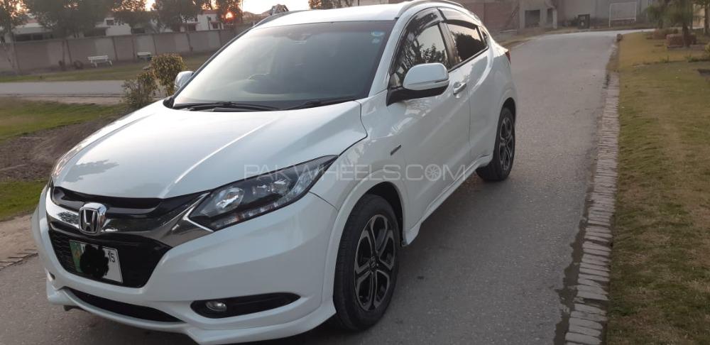 Honda Vezel 2015 for Sale in Multan Honda Vezel 2015 for Sale in Multan Image-24