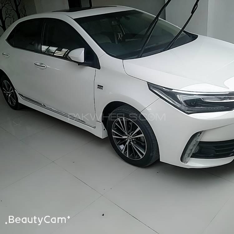 Toyota Corolla 2018 for Sale in Karachi Image-1