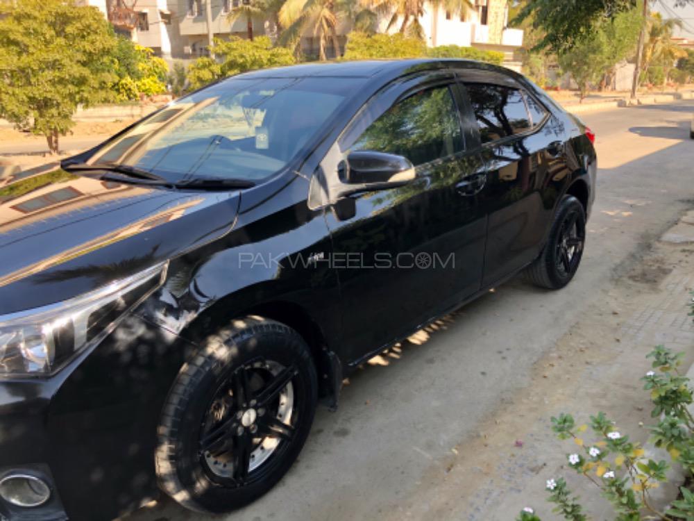Toyota Corolla 2017 for Sale in Karachi Toyota Corolla 2017 for Sale in Karachi Image-9