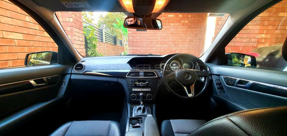 Mercedes Benz C Class 2014 for Sale in Lahore Mercedes Benz C Class 2014 for Sale in Lahore Image-6