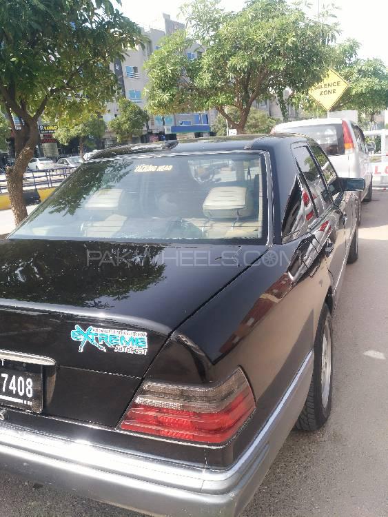 Mercedes Benz E Class 1994 for Sale in Rawalpindi Mercedes Benz E Class 1994 for Sale in Rawalpindi Image-6