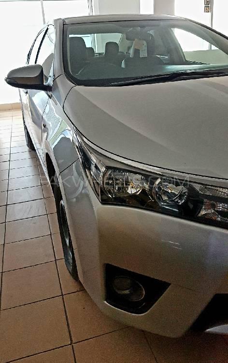 Toyota Corolla 2015 for Sale in Karachi Image-1