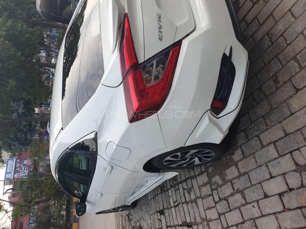Honda Civic 2016 for Sale in Lahore Honda Civic 2016 for Sale in Lahore Image-2