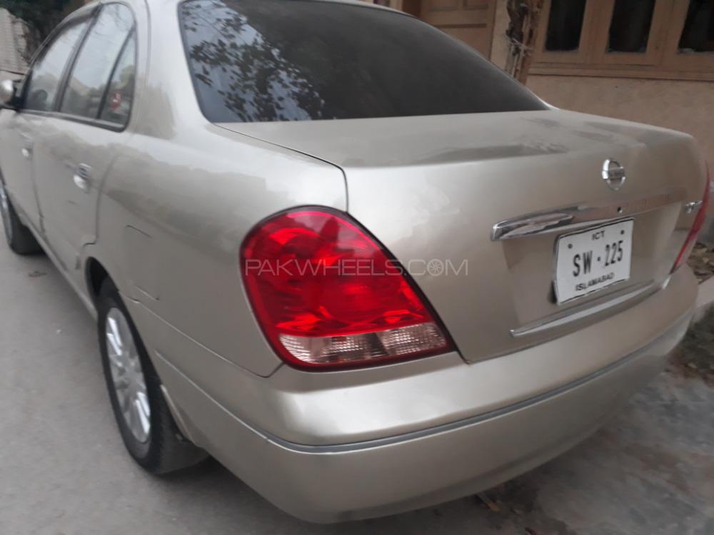 Nissan Sunny 2011 for Sale in Peshawar Image-1