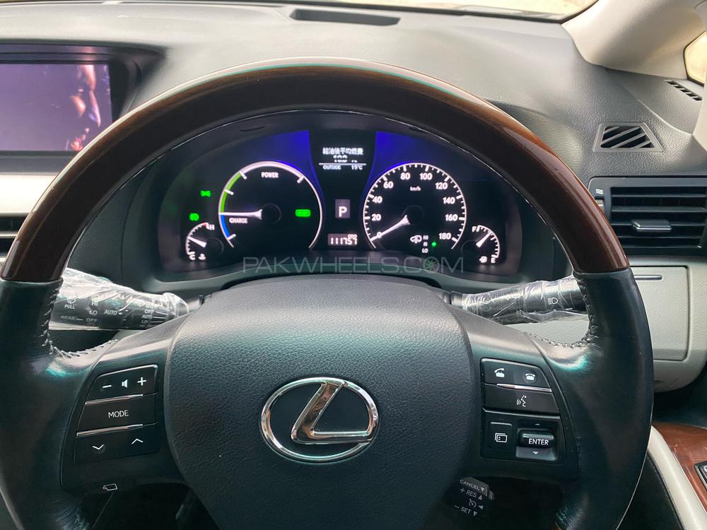 Lexus RX Series 2011 for Sale in Karachi Lexus RX Series 2011 for Sale in Karachi Image-13