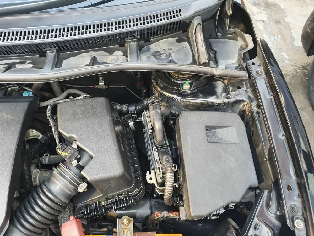 Toyota Corolla 2013 for Sale in Faisalabad Toyota Corolla 2013 for Sale in Faisalabad Image-6