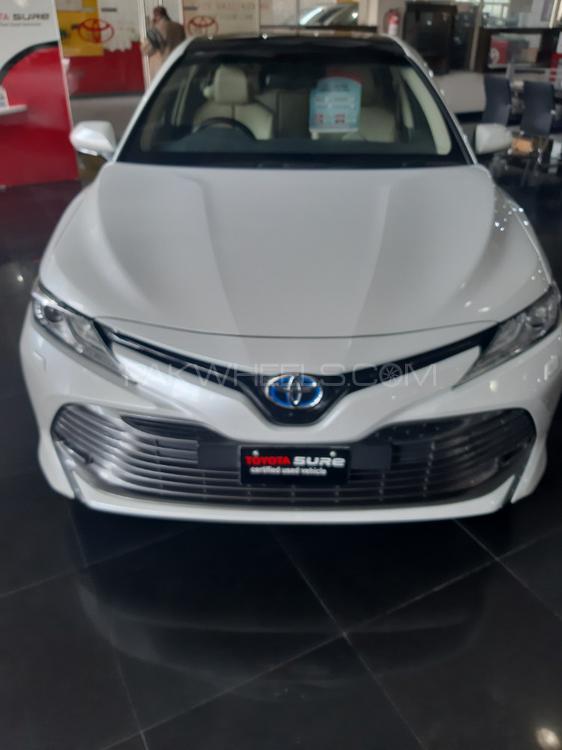Toyota Camry 2018 for Sale in Lahore Image-1