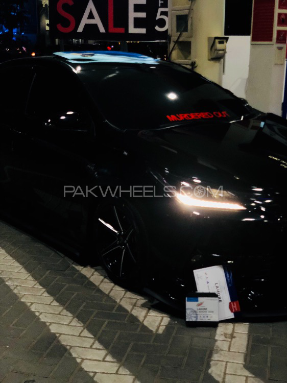 Toyota Corolla - 2018  Toyota Corolla - 2018  Image-3