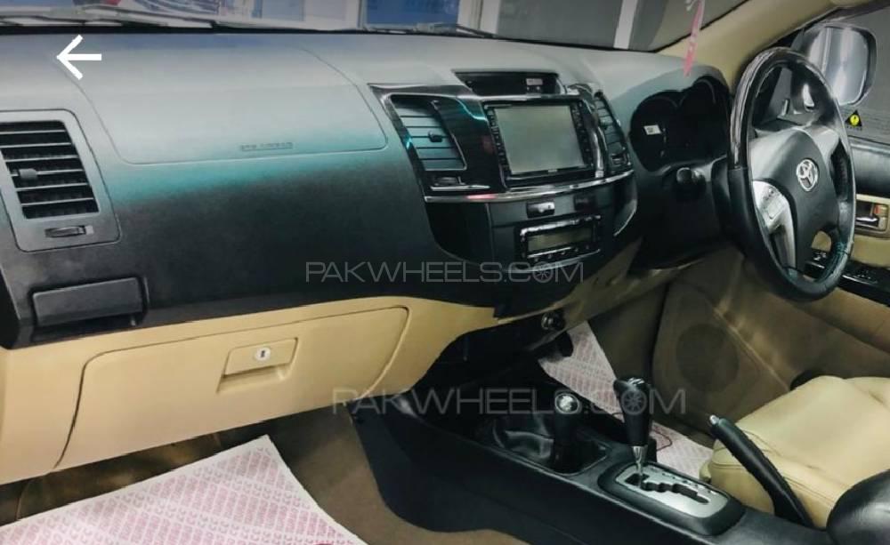 Toyota Fortuner 2015 for Sale in Multan Toyota Fortuner 2015 for Sale in Multan Image-3