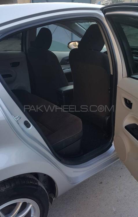 Toyota Aqua 2013 for Sale in Peshawar Toyota Aqua 2013 for Sale in Peshawar Image-4