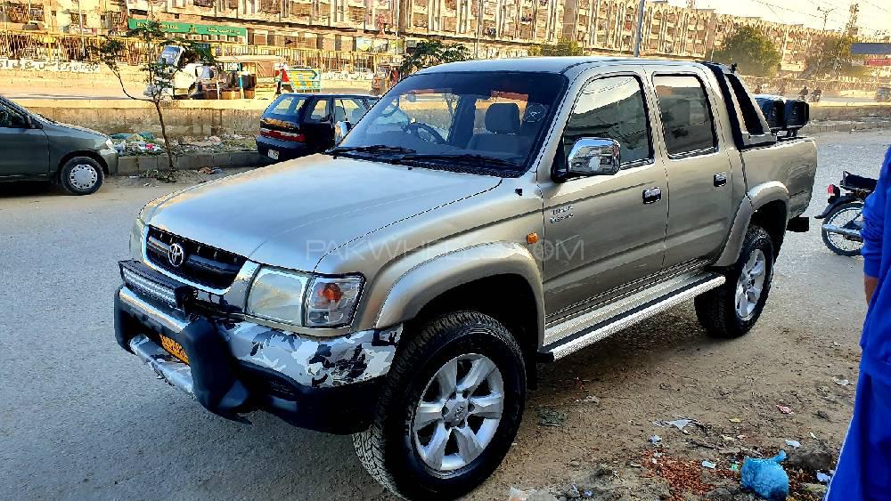 Toyota Hilux 2000 for Sale in Karachi Image-1