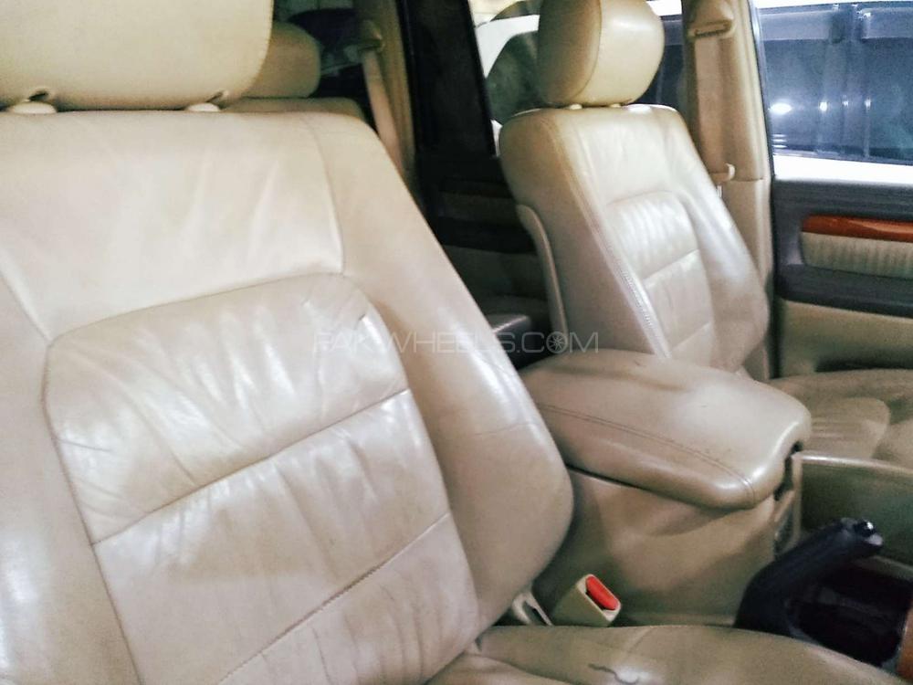 Toyota Land Cruiser 2002 for Sale in Rawalpindi Toyota Land Cruiser 2002 for Sale in Rawalpindi Image-7