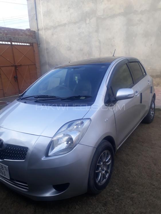 Toyota Vitz 2006 for Sale in Bannu Image-1