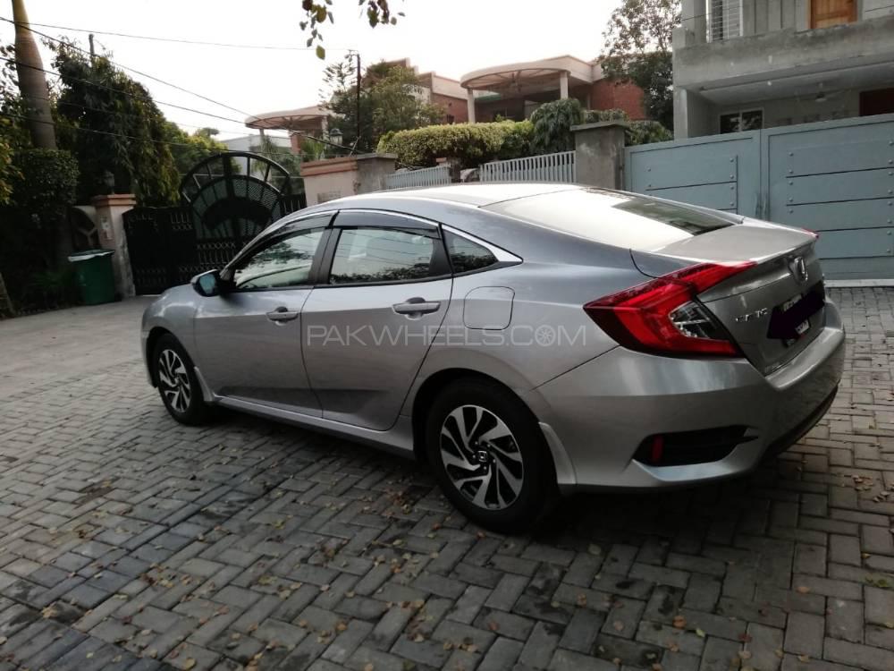 Honda Civic 2017 for Sale in Lahore Honda Civic 2017 for Sale in Lahore Image-10