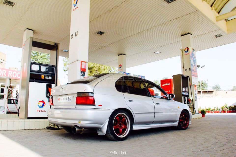 Toyota Corolla - 1994  Toyota Corolla - 1994  Image-2