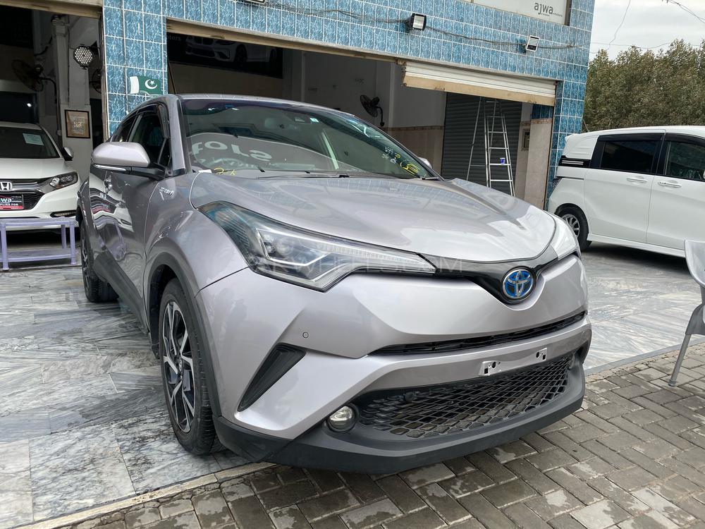 Toyota C-HR 2018 for Sale in Gujranwala Image-1