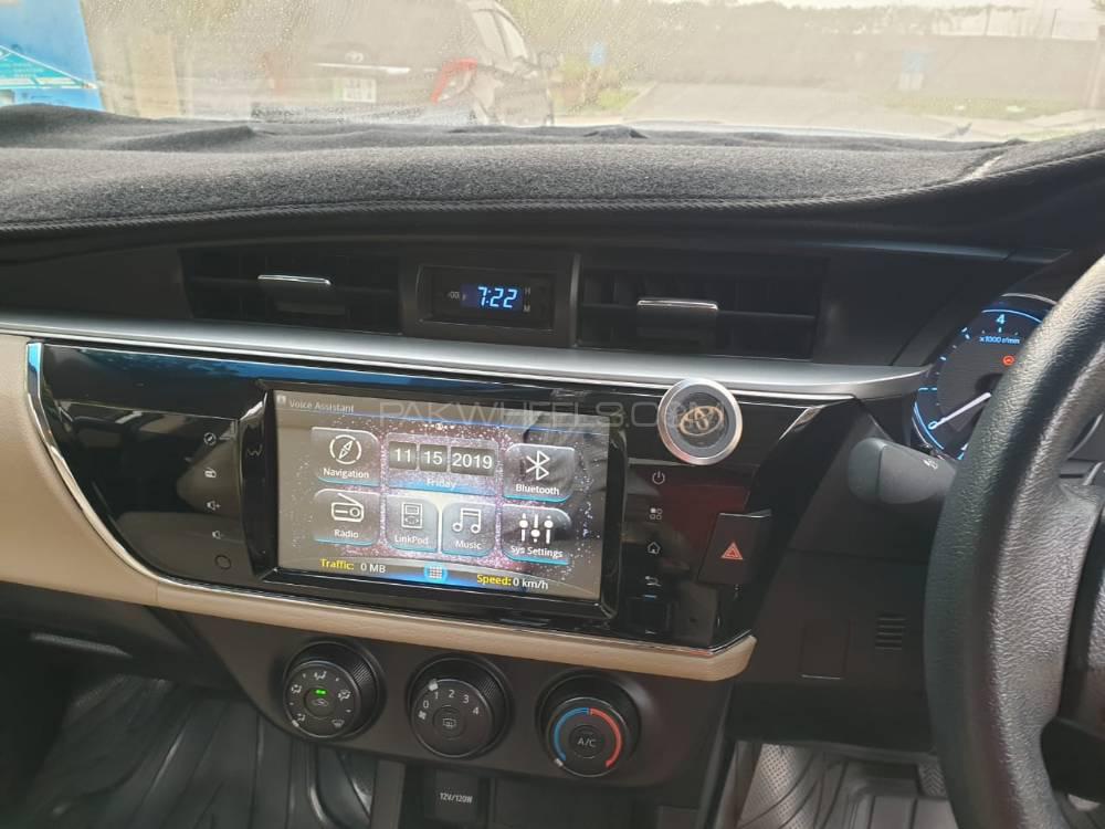 Toyota Corolla 2015 for Sale in Lahore Toyota Corolla 2015 for Sale in Lahore Image-9