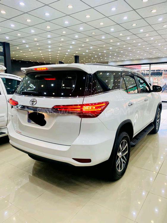 Toyota Fortuner 2018 for Sale in Rawalpindi Toyota Fortuner 2018 for Sale in Rawalpindi Image-5