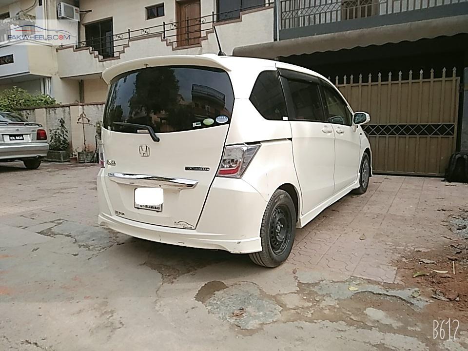 Honda Freed 2011 for Sale in Islamabad Honda Freed 2011 for Sale in Islamabad Image-6