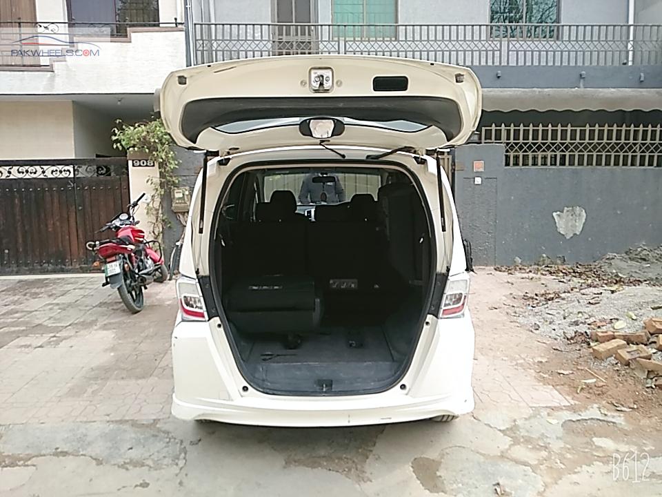 Honda Freed 2011 for Sale in Islamabad Honda Freed 2011 for Sale in Islamabad Image-10
