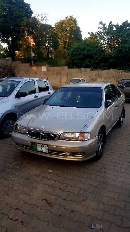Nissan Sunny 2000 for Sale in Islamabad Image-1