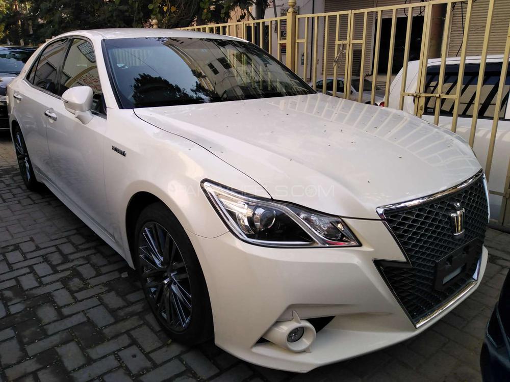 Toyota Crown 2015 for Sale in Karachi Image-1