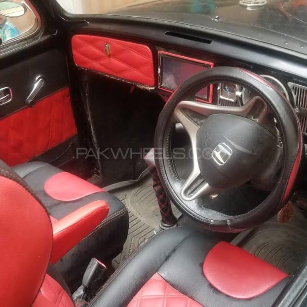 Volkswagen Beetle 1978 for Sale in Lahore Volkswagen Beetle 1978 for Sale in Lahore Image-4